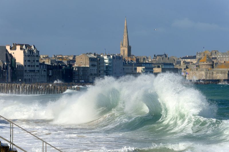 Grande Marée à Saint-Malo