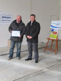 Par Mr Brière, Président de la Chambre Régionale de Métiers de Bretagne à Denis Campion, dirigeant du chantier